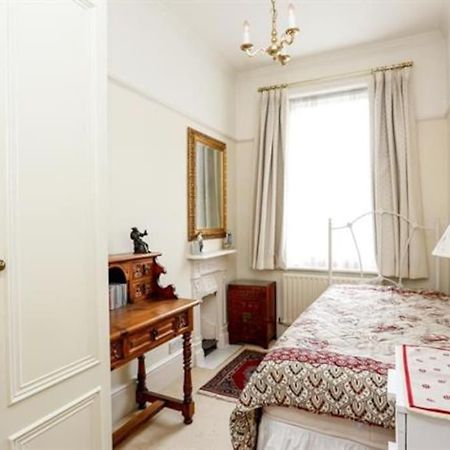 Large 3 Bed Flat In Central Wimbledon London Kültér fotó